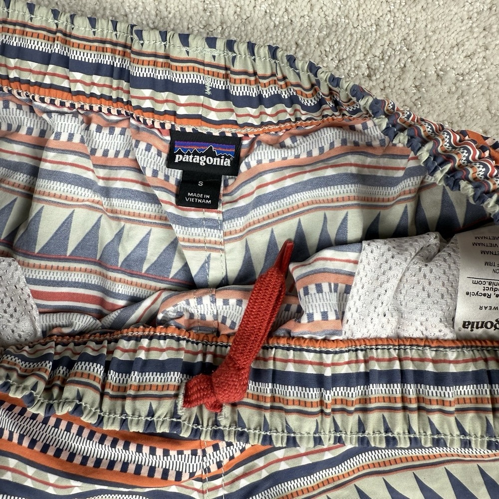 Patagonia Baggies Shorts Womens S Orange Blue Geometric Tribal Print 57043 - Picture 8 of 13